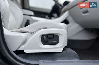 Позашляховик / Кросовер Land Rover Range Rover Evoque 2013 в  фото 32 Позашляховик / Кросовер Land Rover Range Rover Evoque 2013 в