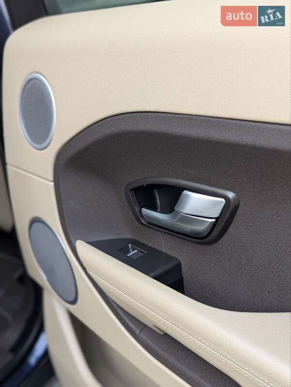 Позашляховик / Кросовер Land Rover Range Rover Evoque 2015 в Дубні фото 49 Позашляховик / Кросовер Land Rover Range Rover Evoque 2015 в Дубні