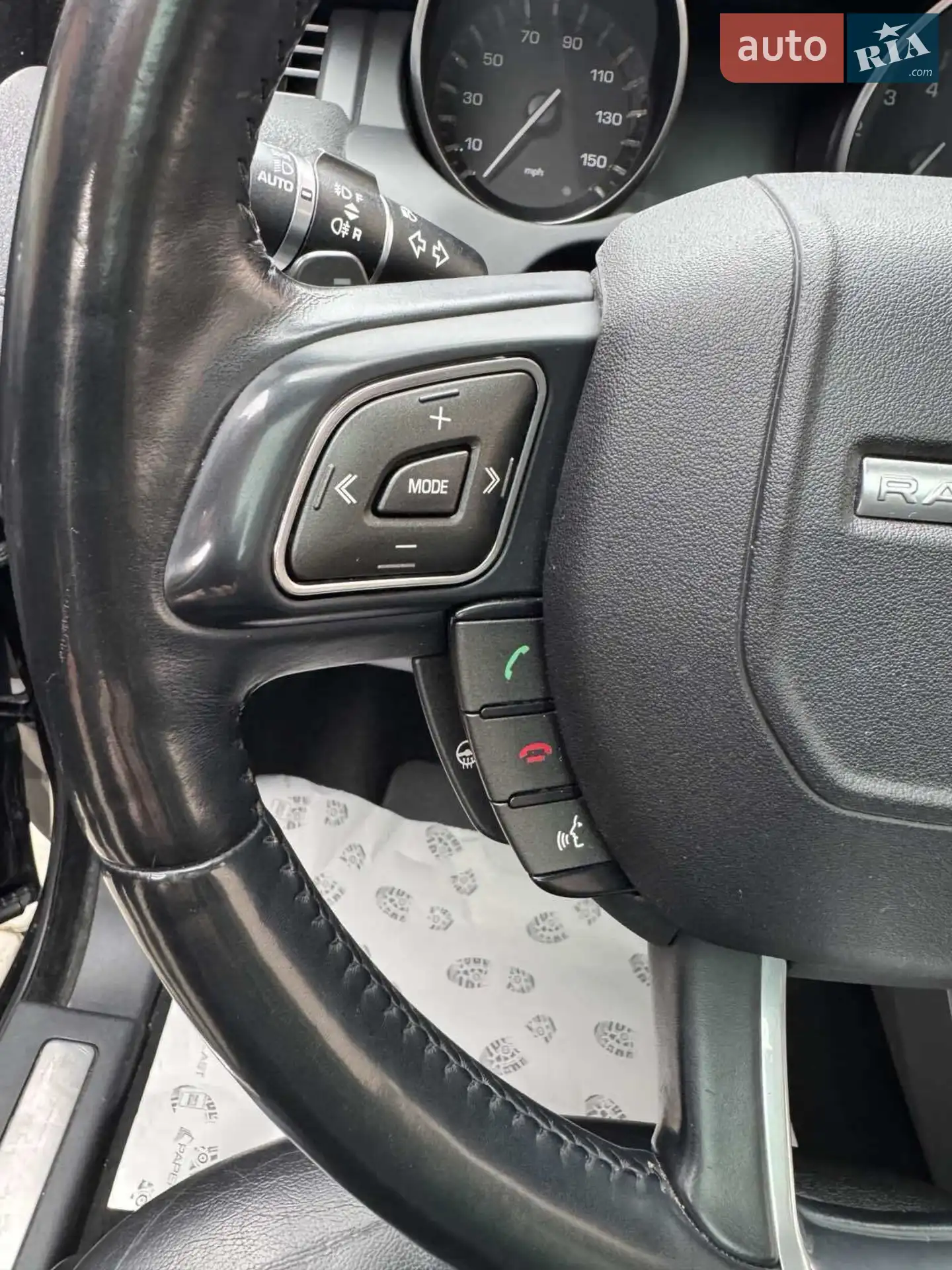2014 Land Rover Range Rover Evoque - мініатюра 25