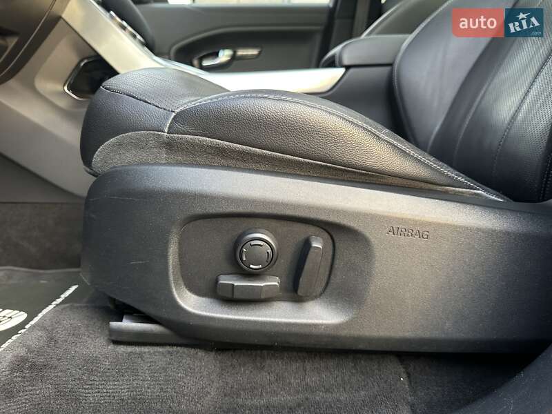 Позашляховик / Кросовер Land Rover Range Rover Evoque 2016 в Мукачевому фото 28 Позашляховик / Кросовер Land Rover Range Rover Evoque 2016 в Мукачевому