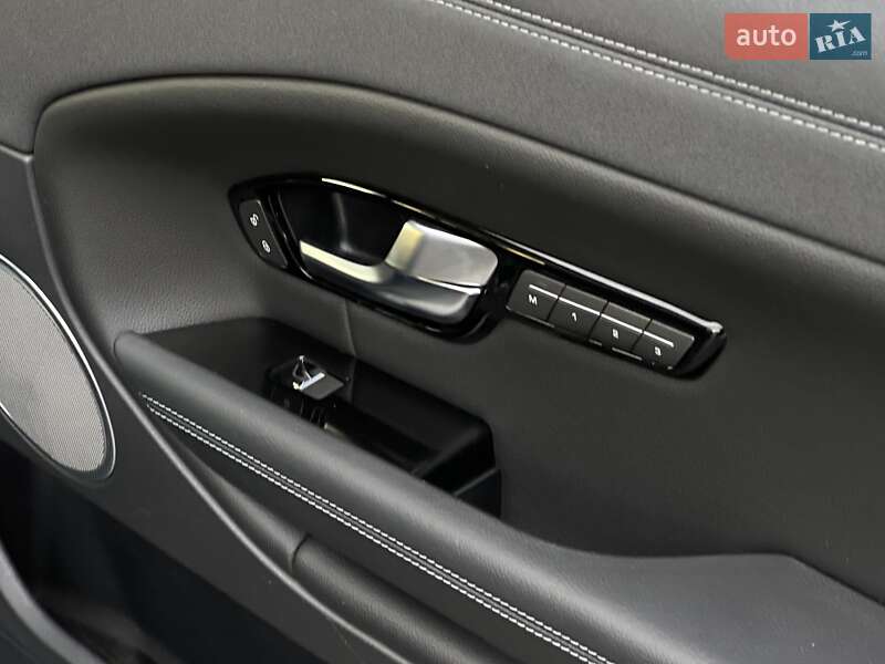 Позашляховик / Кросовер Land Rover Range Rover Evoque 2016 в Мукачевому фото 47 Позашляховик / Кросовер Land Rover Range Rover Evoque 2016 в Мукачевому