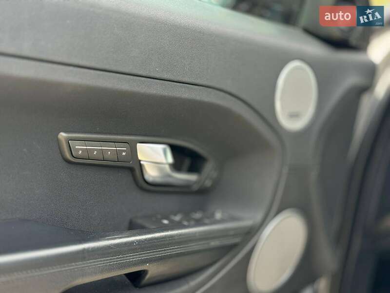 Внедорожник / Кроссовер Land Rover Range Rover Evoque 2013 в Верховине фото 14 Внедорожник / Кроссовер Land Rover Range Rover Evoque 2013 в Верховине