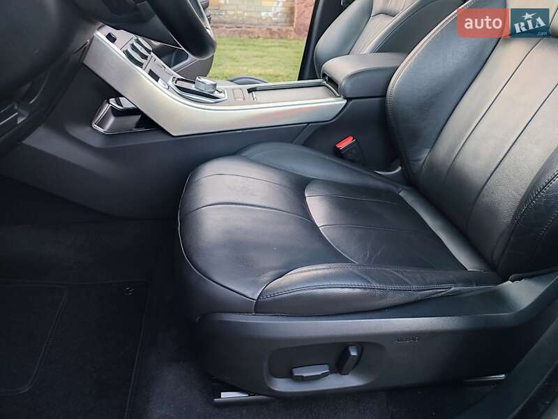 Внедорожник / Кроссовер Land Rover Range Rover Evoque 2016 в Киеве фото 35 Внедорожник / Кроссовер Land Rover Range Rover Evoque 2016 в Киеве