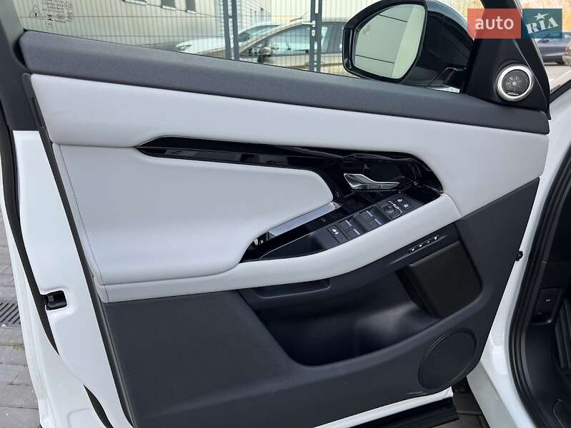 Внедорожник / Кроссовер Land Rover Range Rover Evoque 2025 в Днепре фото 11 Внедорожник / Кроссовер Land Rover Range Rover Evoque 2025 в Днепре
