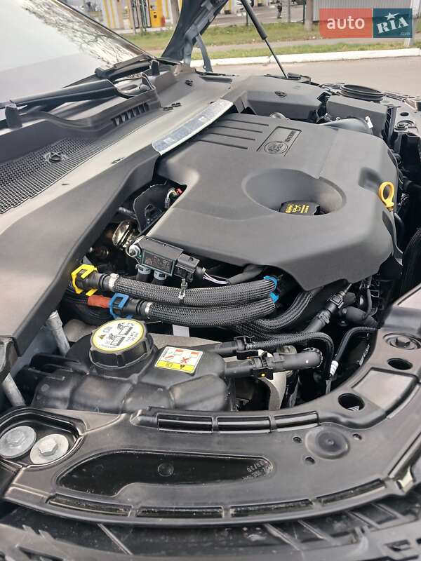 Внедорожник / Кроссовер Land Rover Range Rover Evoque 2020 в Киеве фото 50 Внедорожник / Кроссовер Land Rover Range Rover Evoque 2020 в Киеве