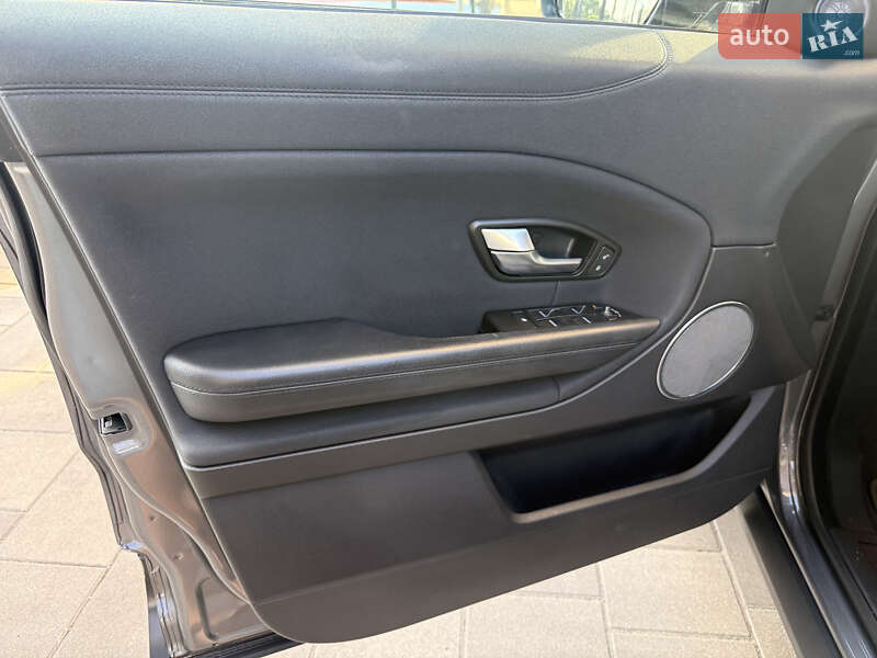 Внедорожник / Кроссовер Land Rover Range Rover Evoque 2015 в Киеве фото 13 Внедорожник / Кроссовер Land Rover Range Rover Evoque 2015 в Киеве