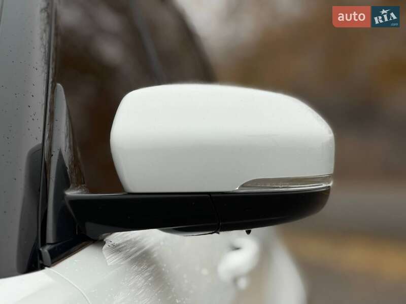 Позашляховик / Кросовер Land Rover Range Rover Evoque 2012 в Кривому Розі