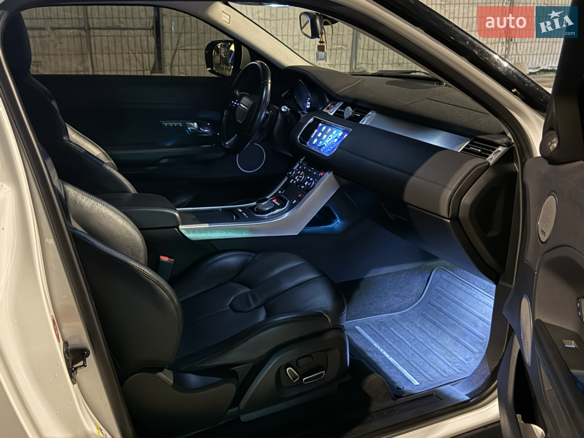 2011 Land Rover Range Rover Evoque - мініатюра 22