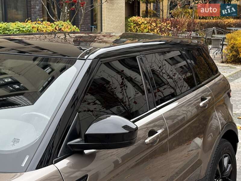 Внедорожник / Кроссовер Land Rover Range Rover Evoque 2018 в Киеве