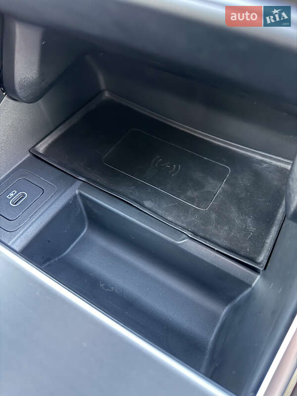 Позашляховик / Кросовер Land Rover Range Rover Evoque 2024 в Одесі