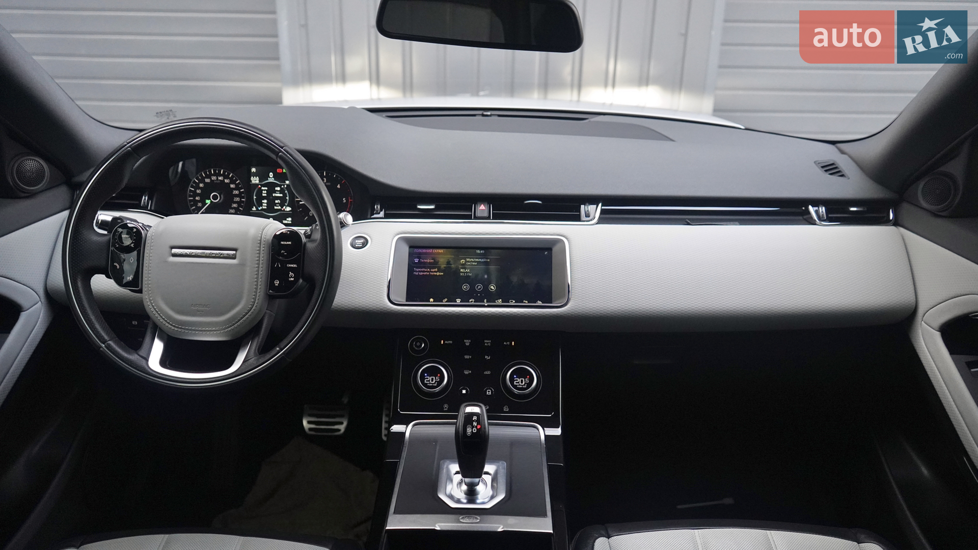 2019 Land Rover Range Rover Evoque - мініатюра 27