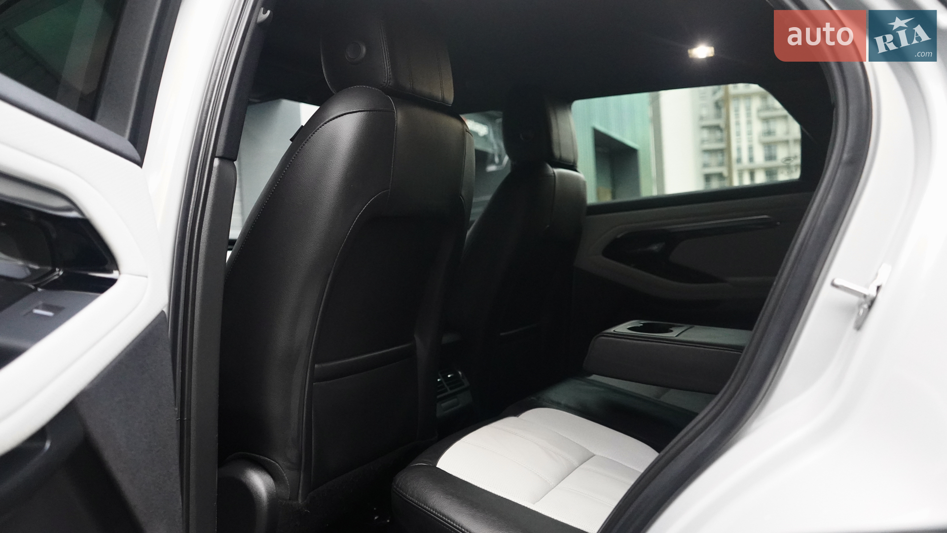 2019 Land Rover Range Rover Evoque - мініатюра 42