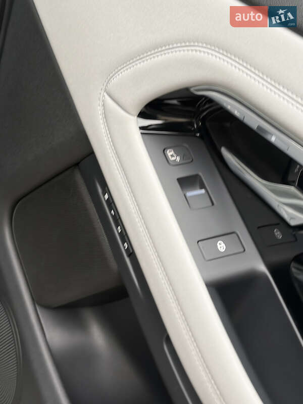 Позашляховик / Кросовер Land Rover Range Rover Evoque 2019 в Одесі фото 22 Позашляховик / Кросовер Land Rover Range Rover Evoque 2019 в Одесі