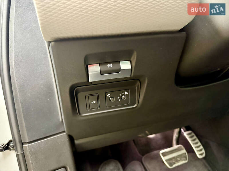 Внедорожник / Кроссовер Land Rover Range Rover Evoque 2022 в Днепре