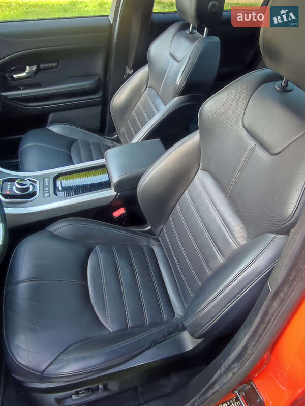 Позашляховик / Кросовер Land Rover Range Rover Evoque 2017 в Млиніві