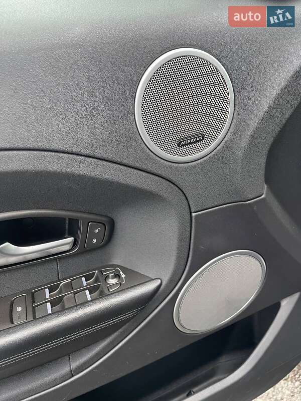 Внедорожник / Кроссовер Land Rover Range Rover Evoque 2014 в Ужгороде