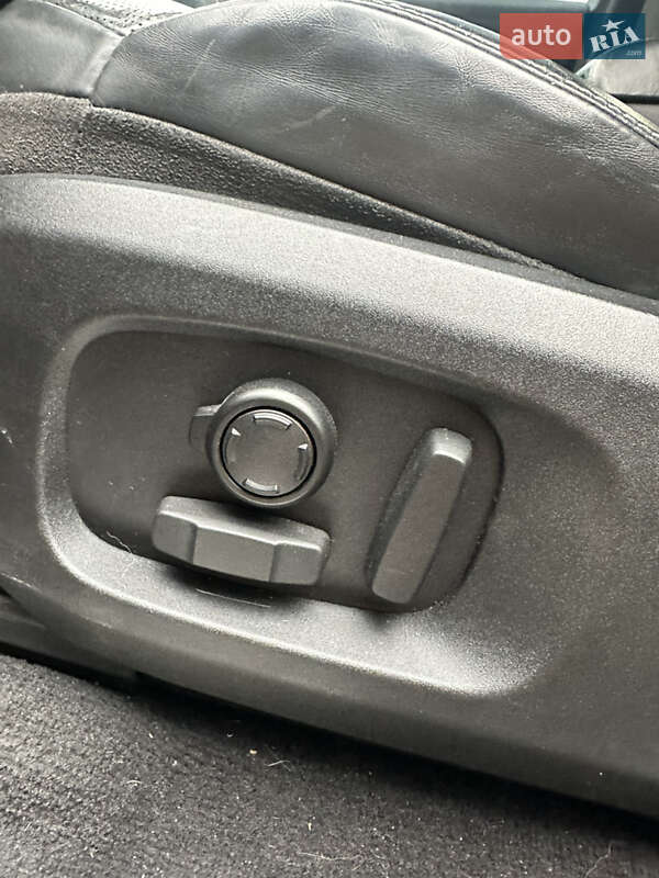 Позашляховик / Кросовер Land Rover Range Rover Evoque 2016 в Рівному фото 32 Позашляховик / Кросовер Land Rover Range Rover Evoque 2016 в Рівному