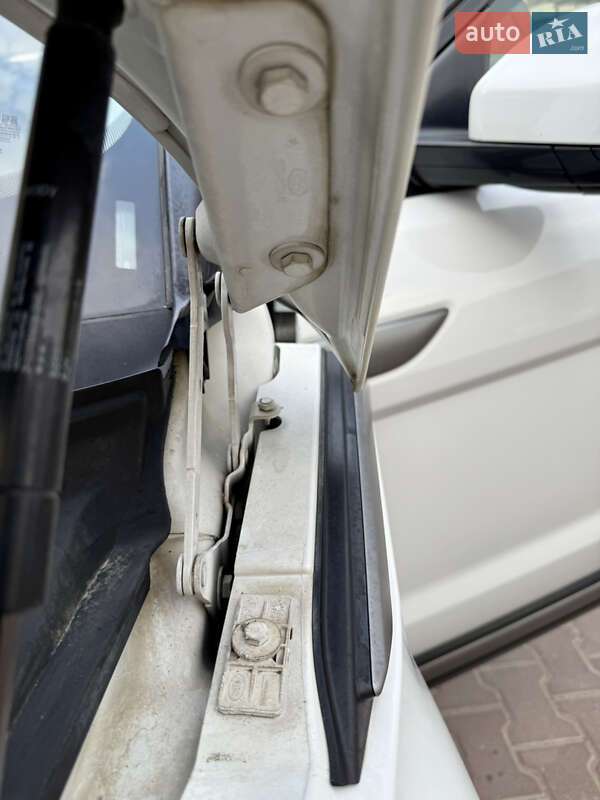 Позашляховик / Кросовер Land Rover Range Rover Evoque 2017 в Києві фото 14 Позашляховик / Кросовер Land Rover Range Rover Evoque 2017 в Києві