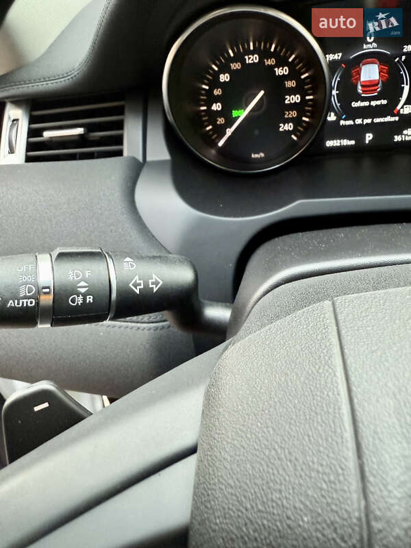 Позашляховик / Кросовер Land Rover Range Rover Evoque 2017 в Києві фото 73 Позашляховик / Кросовер Land Rover Range Rover Evoque 2017 в Києві