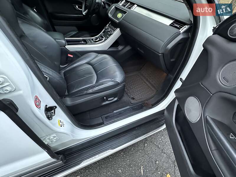 Внедорожник / Кроссовер Land Rover Range Rover Evoque 2016 в Киеве