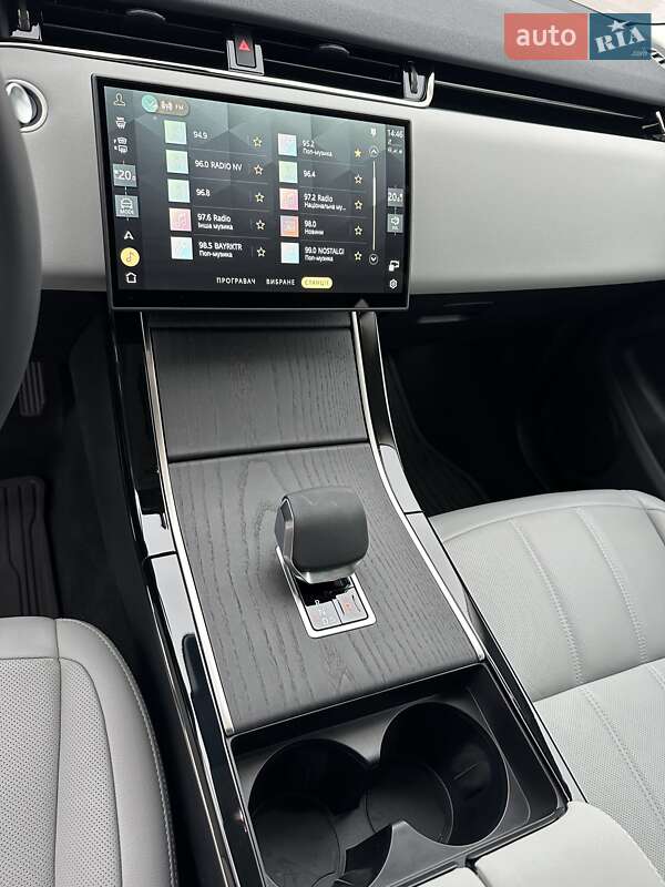 Внедорожник / Кроссовер Land Rover Range Rover Evoque 2024 в Киеве