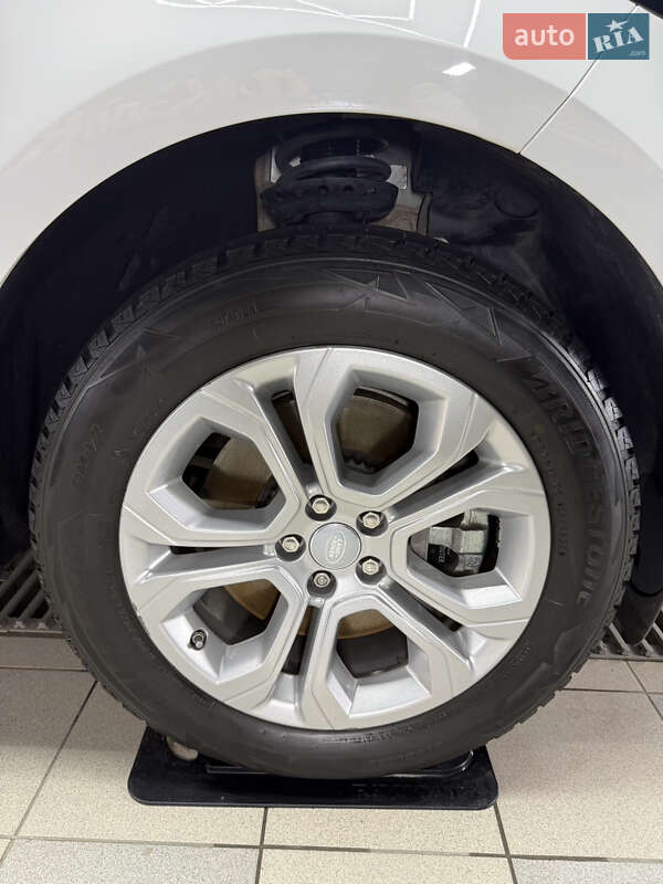 Внедорожник / Кроссовер Land Rover Range Rover Evoque 2020 в Каменском