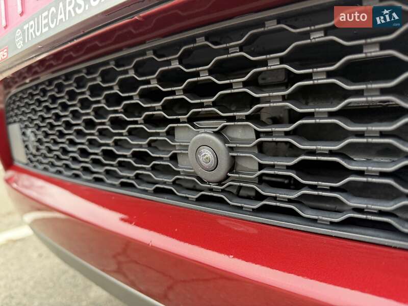 Внедорожник / Кроссовер Land Rover Range Rover Evoque 2020 в Киеве