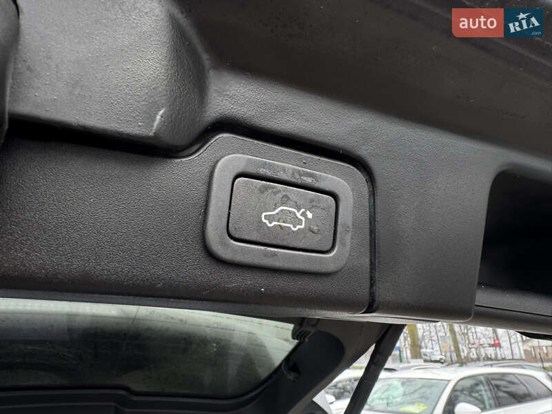 Позашляховик / Кросовер Land Rover Range Rover Evoque 2013 в Умані фото 24 Позашляховик / Кросовер Land Rover Range Rover Evoque 2013 в Умані