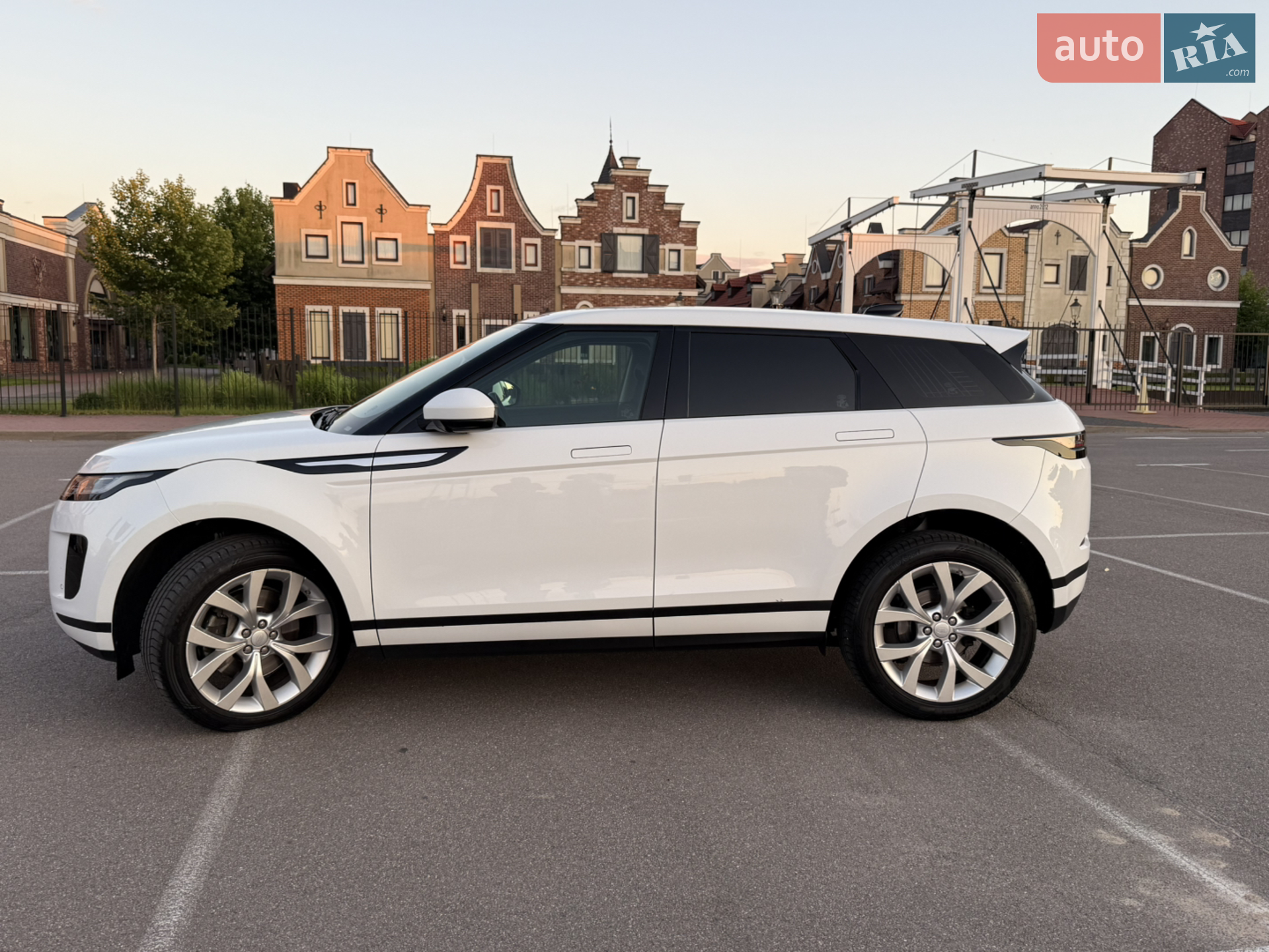 2019 Land Rover Range Rover Evoque - мініатюра 8