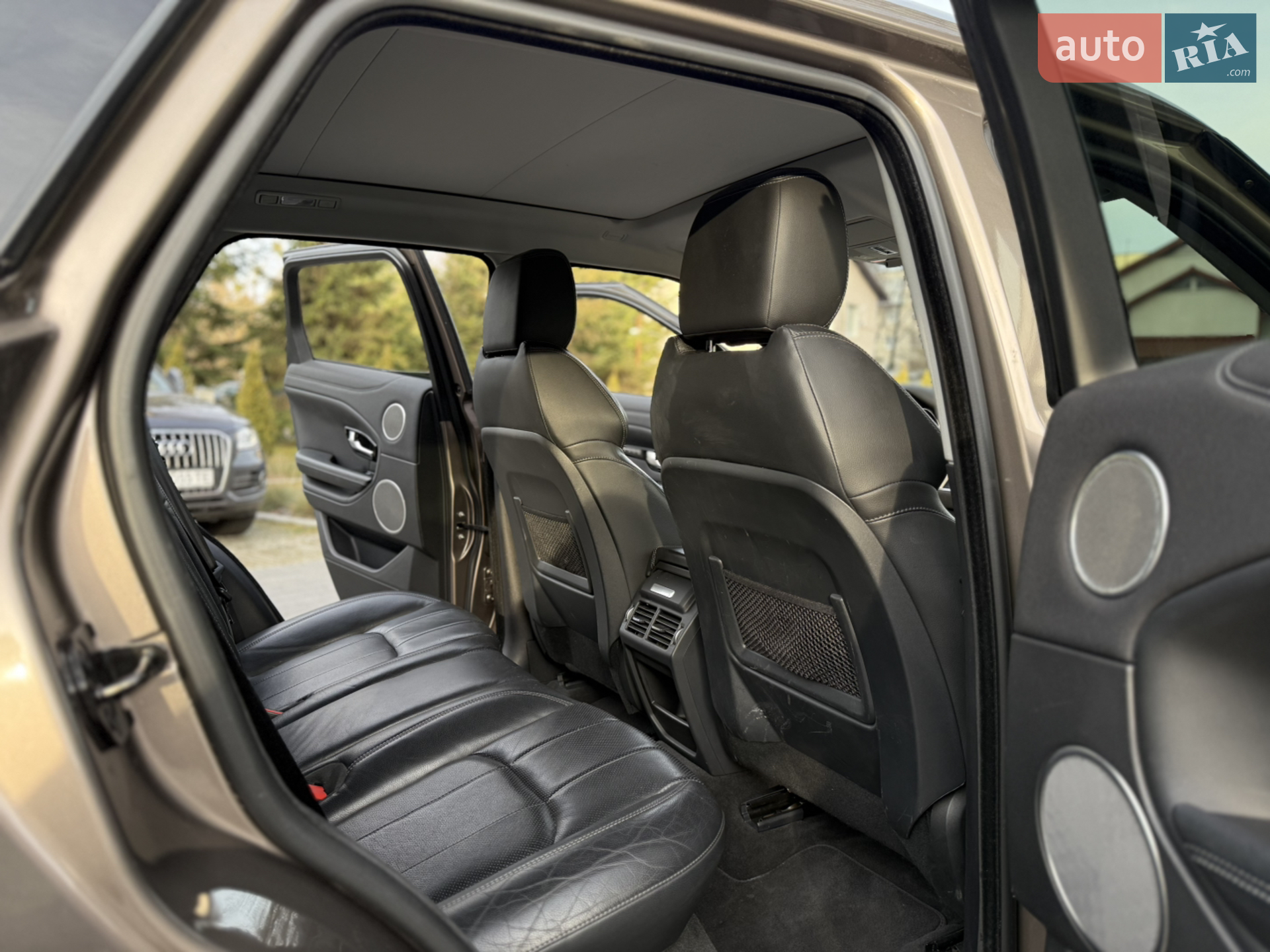 2017 Land Rover Range Rover Evoque - мініатюра 53