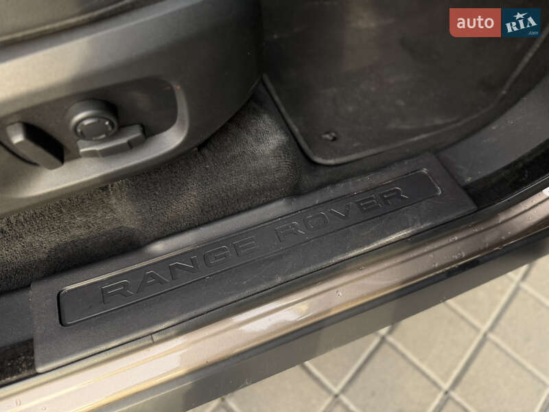 Внедорожник / Кроссовер Land Rover Range Rover Evoque 2017 в Львове фото 56 Внедорожник / Кроссовер Land Rover Range Rover Evoque 2017 в Львове
