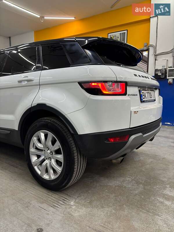 Внедорожник / Кроссовер Land Rover Range Rover Evoque 2016 в Киеве