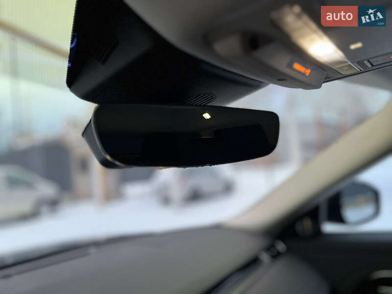 Позашляховик / Кросовер Land Rover Range Rover Evoque 2019 в Києві