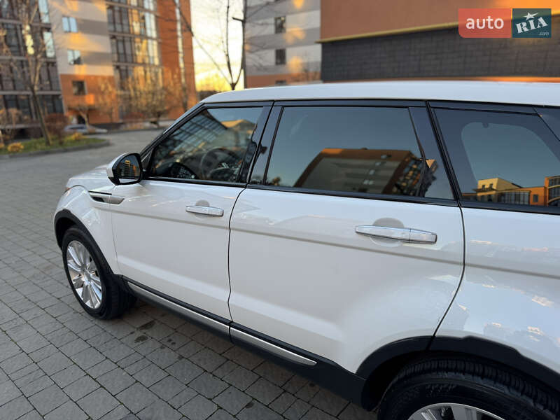 Внедорожник / Кроссовер Land Rover Range Rover Evoque 2017 в Ивано-Франковске