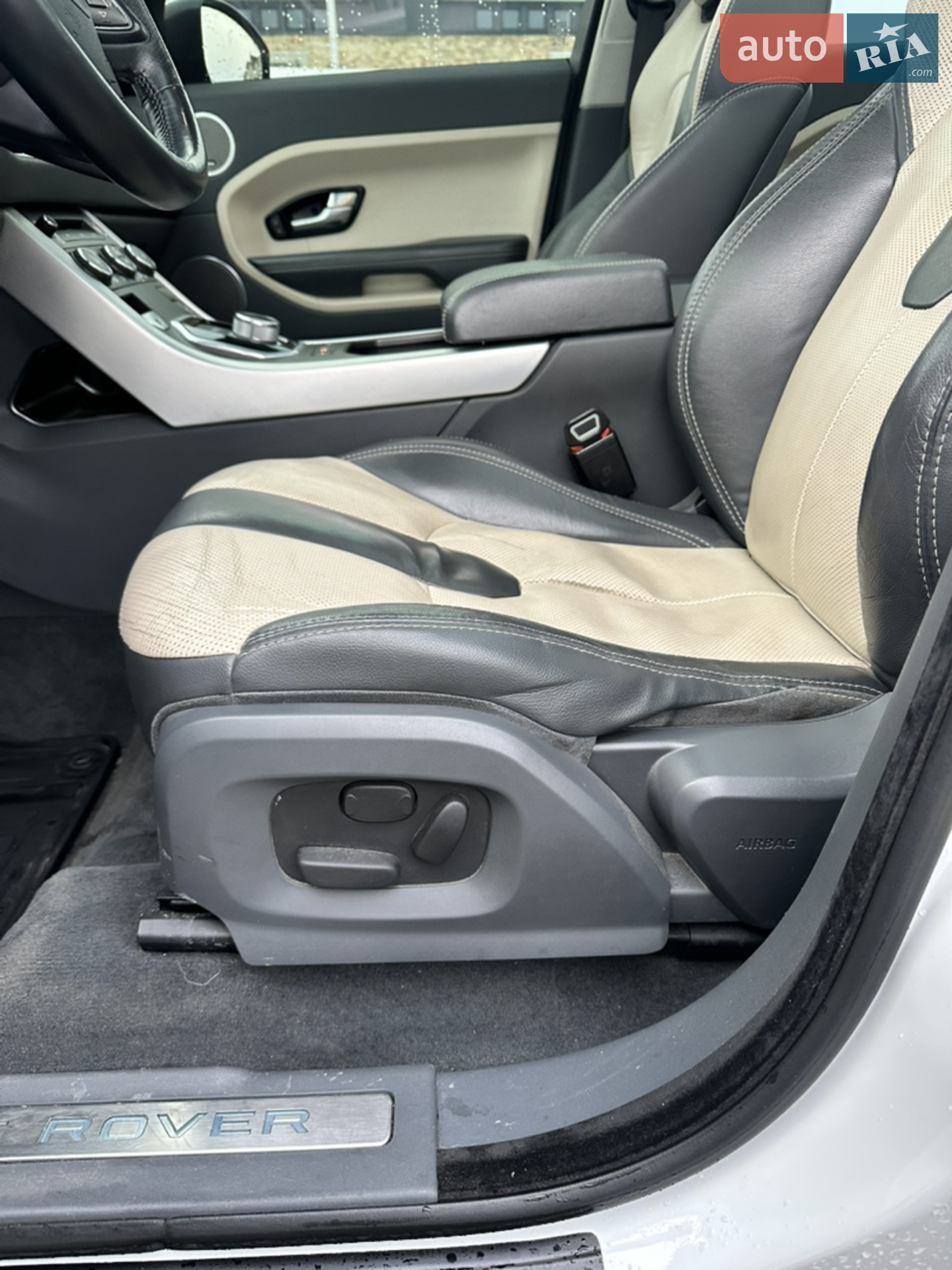 2013 Land Rover Range Rover Evoque - мініатюра 18