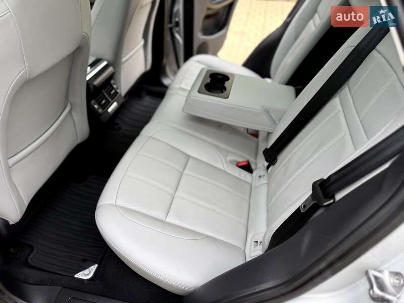 Внедорожник / Кроссовер Land Rover Range Rover Evoque 2021 в Одессе