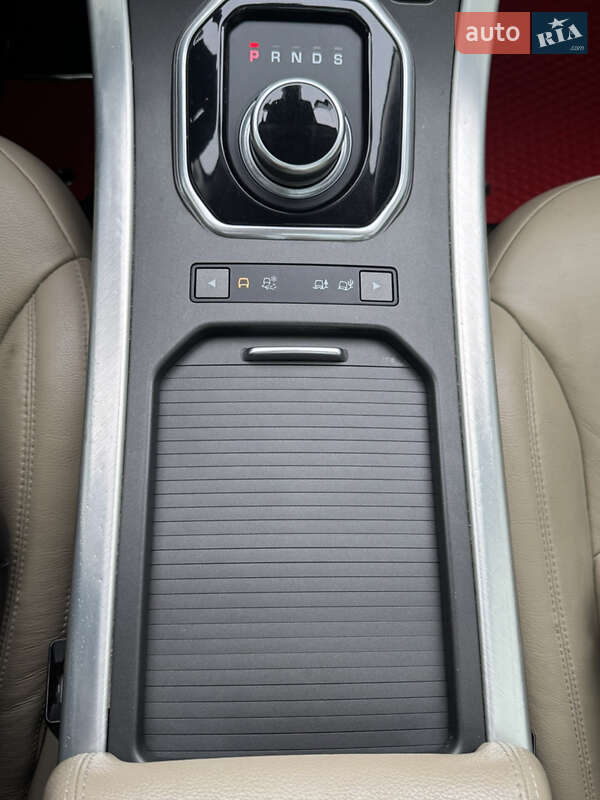 Внедорожник / Кроссовер Land Rover Range Rover Evoque 2016 в Киеве фото 7 Внедорожник / Кроссовер Land Rover Range Rover Evoque 2016 в Киеве