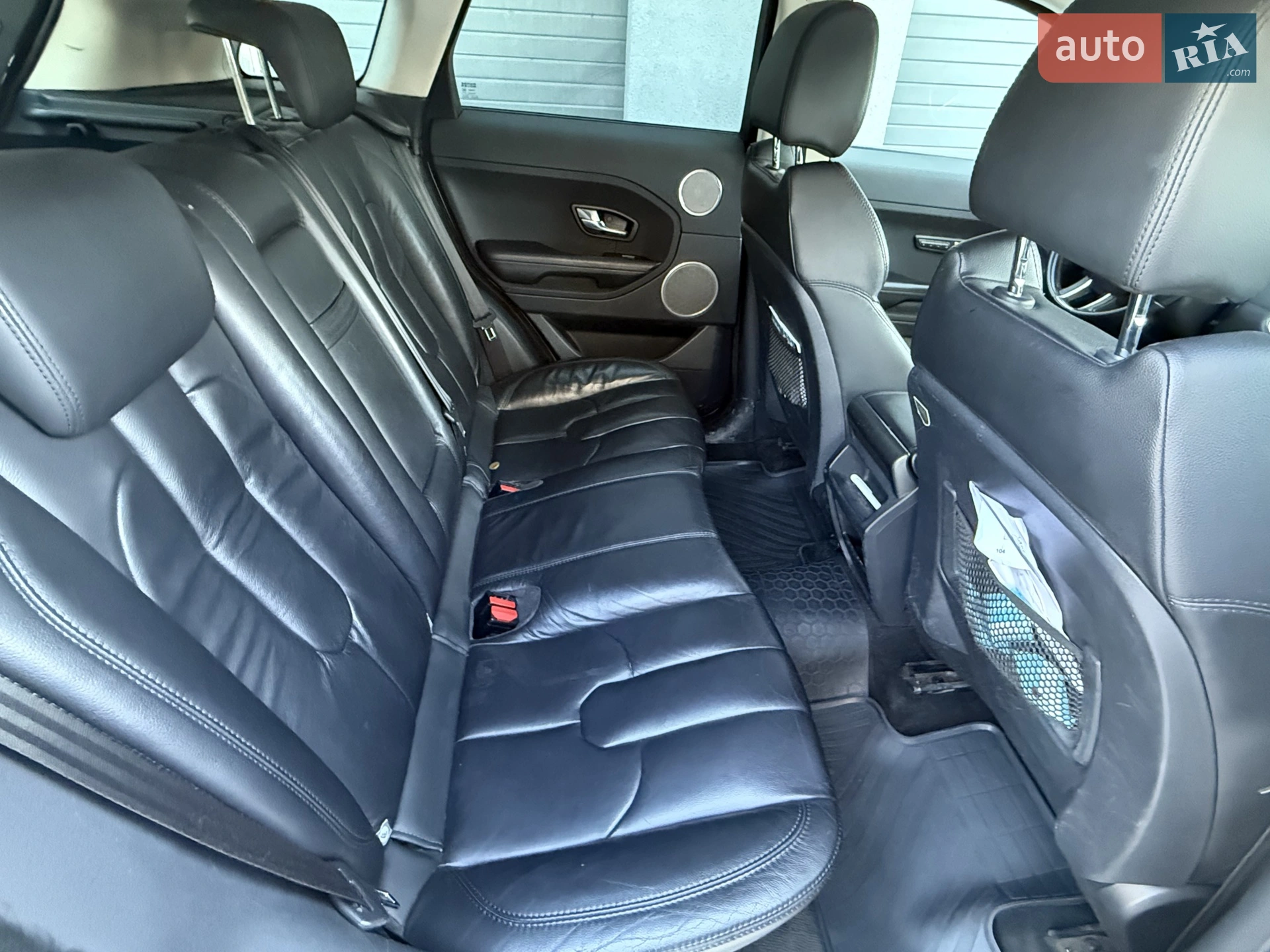 2011 Land Rover Range Rover Evoque - мініатюра 26