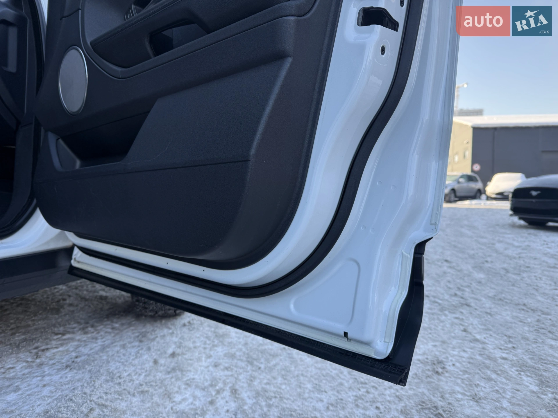 2011 Land Rover Range Rover Evoque - мініатюра 28