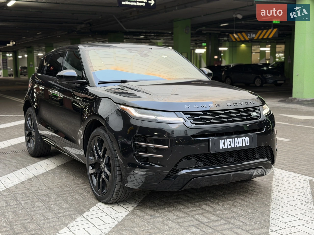 2025 Land Rover Range Rover Evoque - мініатюра 17