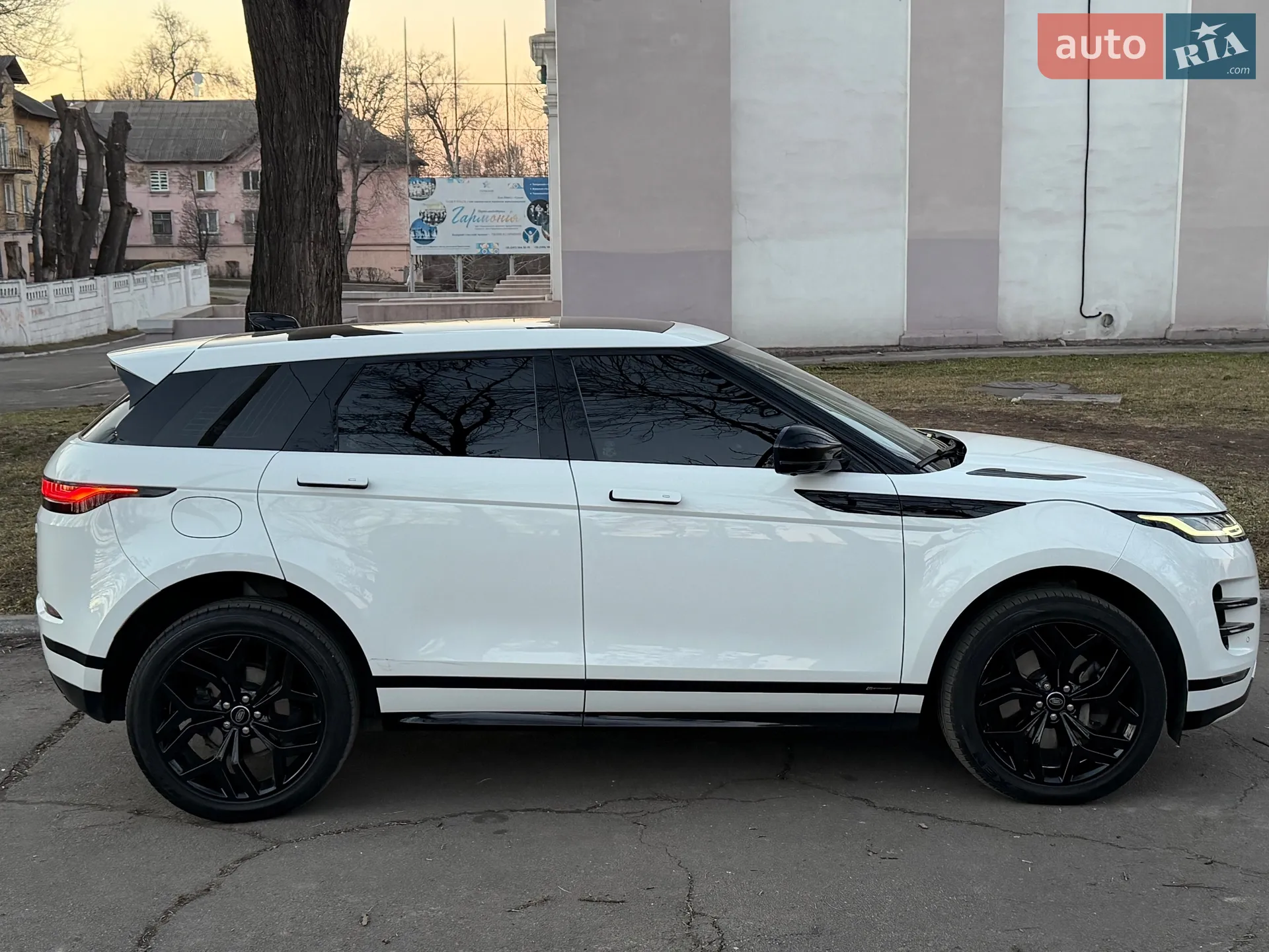 2020 Land Rover Range Rover Evoque - мініатюра 34