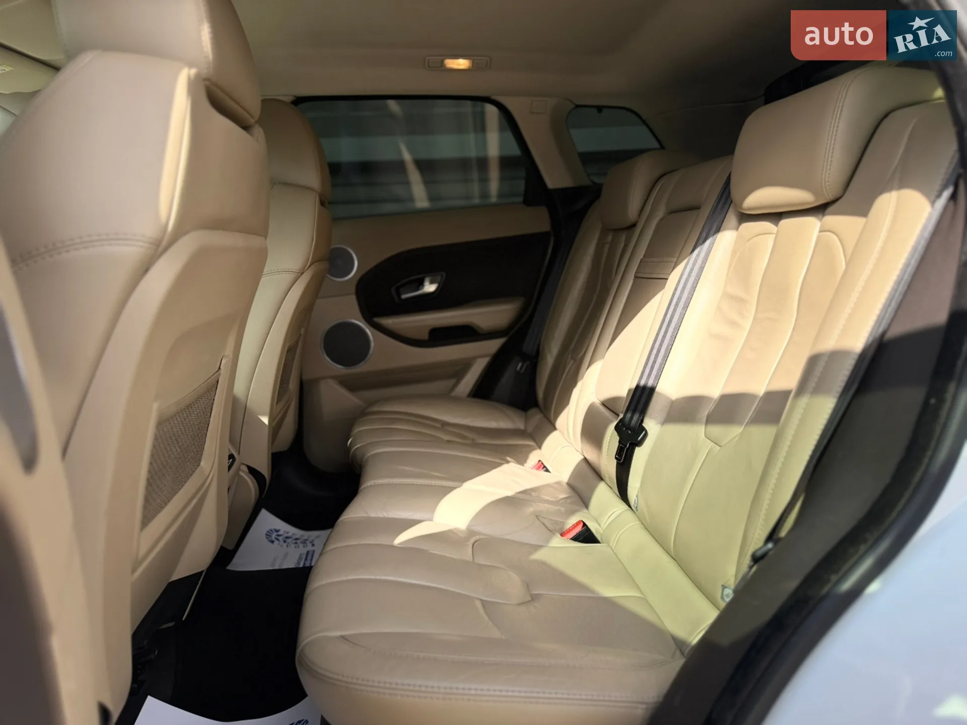 2011 Land Rover Range Rover Evoque - мініатюра 11