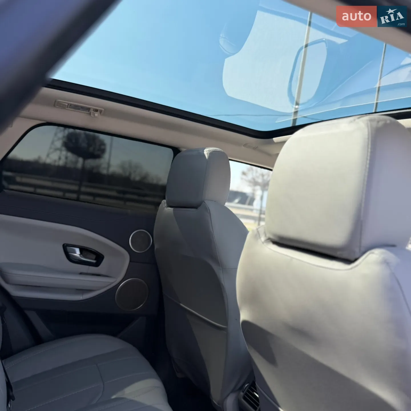 2016 Land Rover Range Rover Evoque - мініатюра 45
