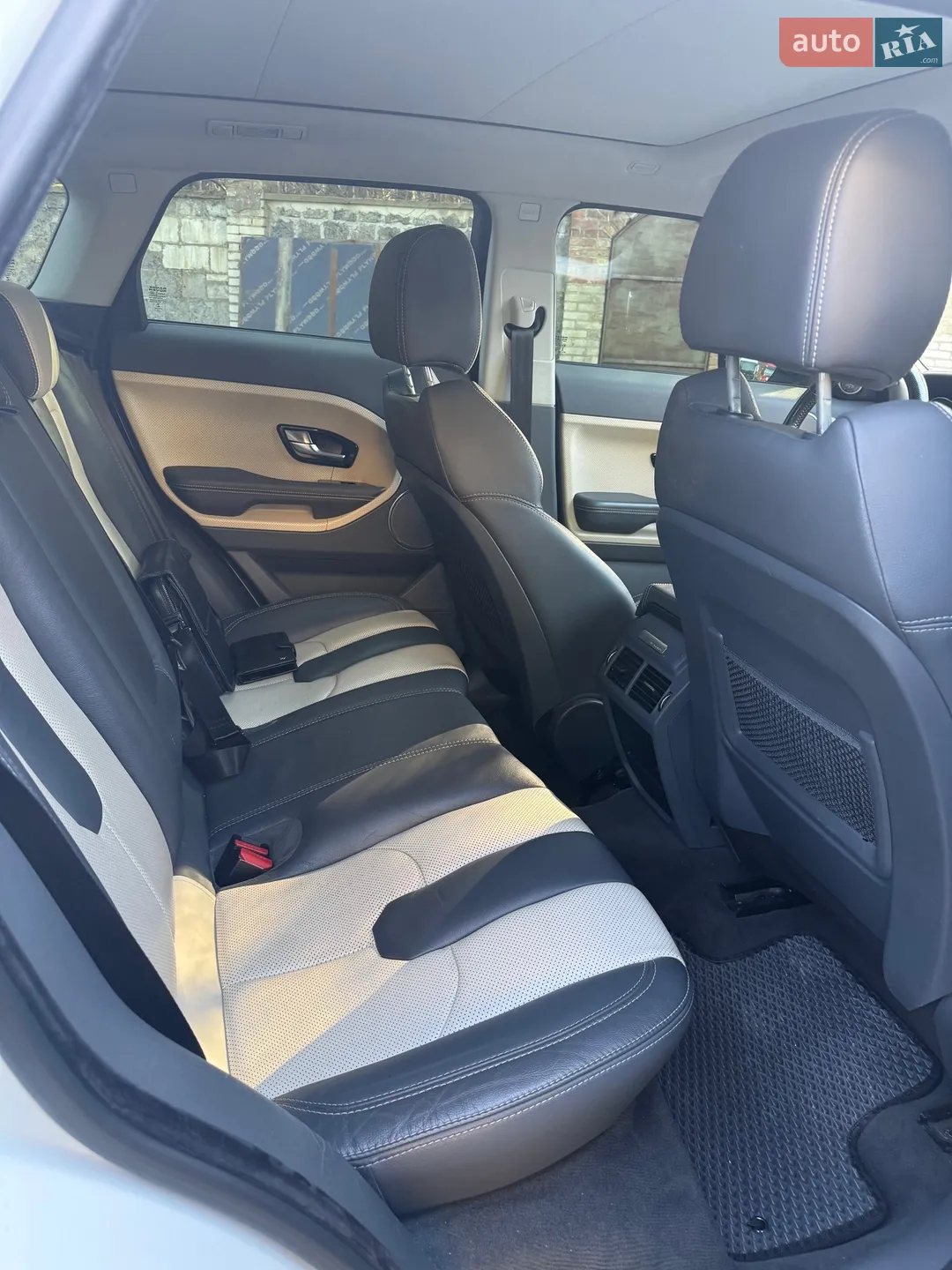 2014 Land Rover Range Rover Evoque - мініатюра 10