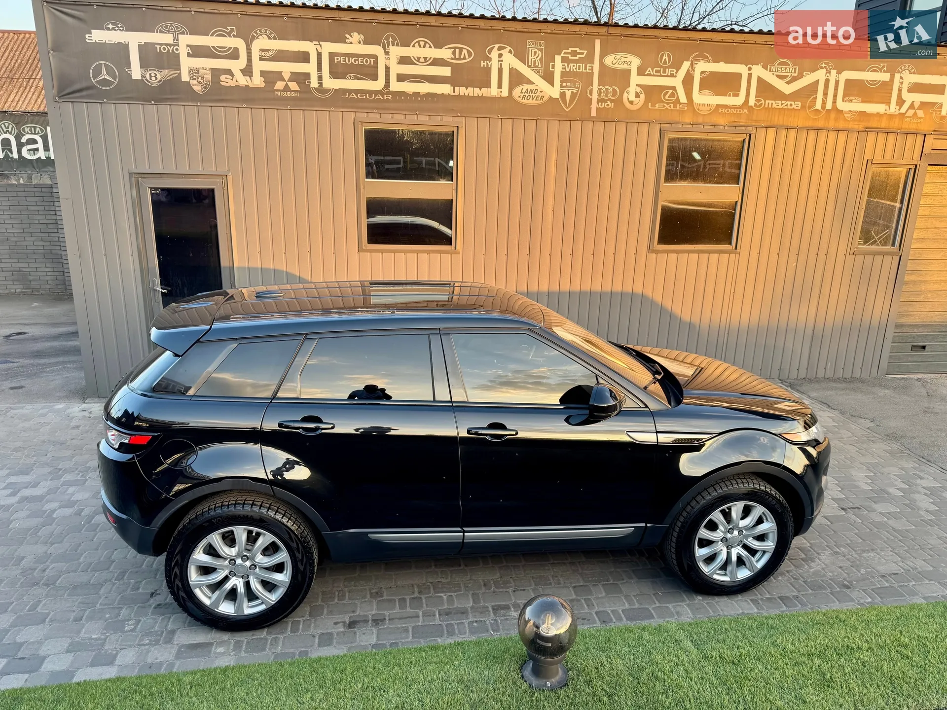 2015 Land Rover Range Rover Evoque - мініатюра 49