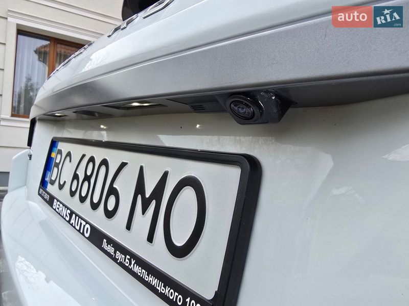 Внедорожник / Кроссовер Land Rover Range Rover Evoque 2015 в Ивано-Франковске