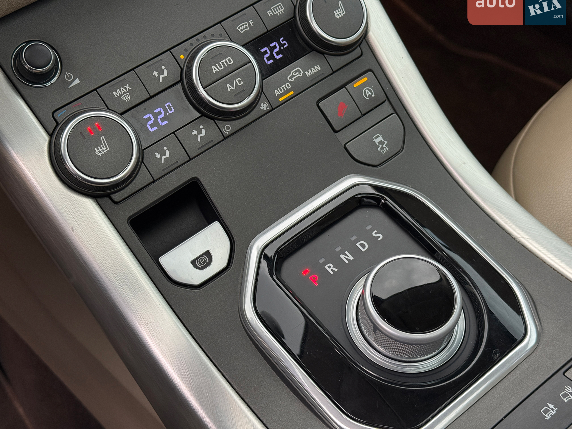 2016 Land Rover Range Rover Evoque - мініатюра 18