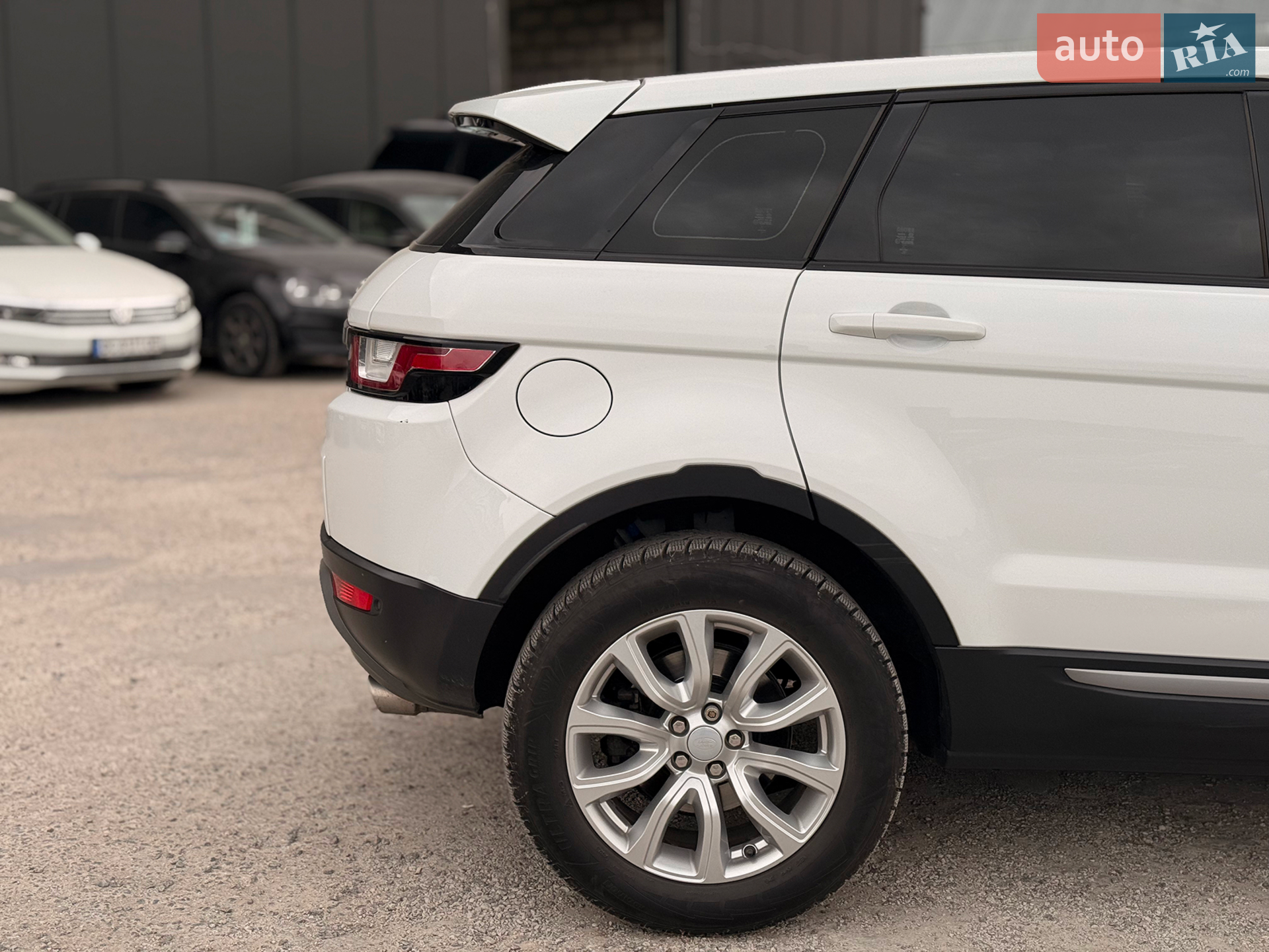 2016 Land Rover Range Rover Evoque - мініатюра 11