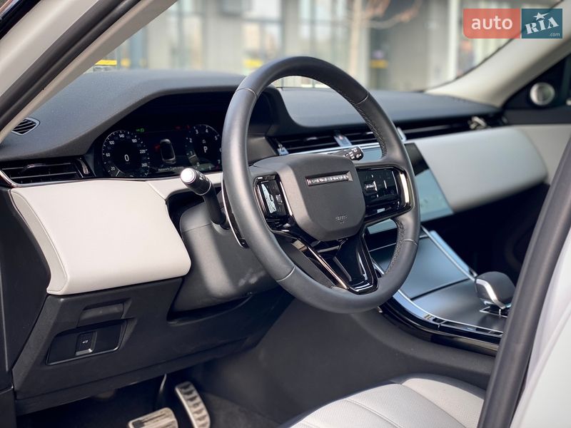 Внедорожник / Кроссовер Land Rover Range Rover Evoque 2024 в Киеве