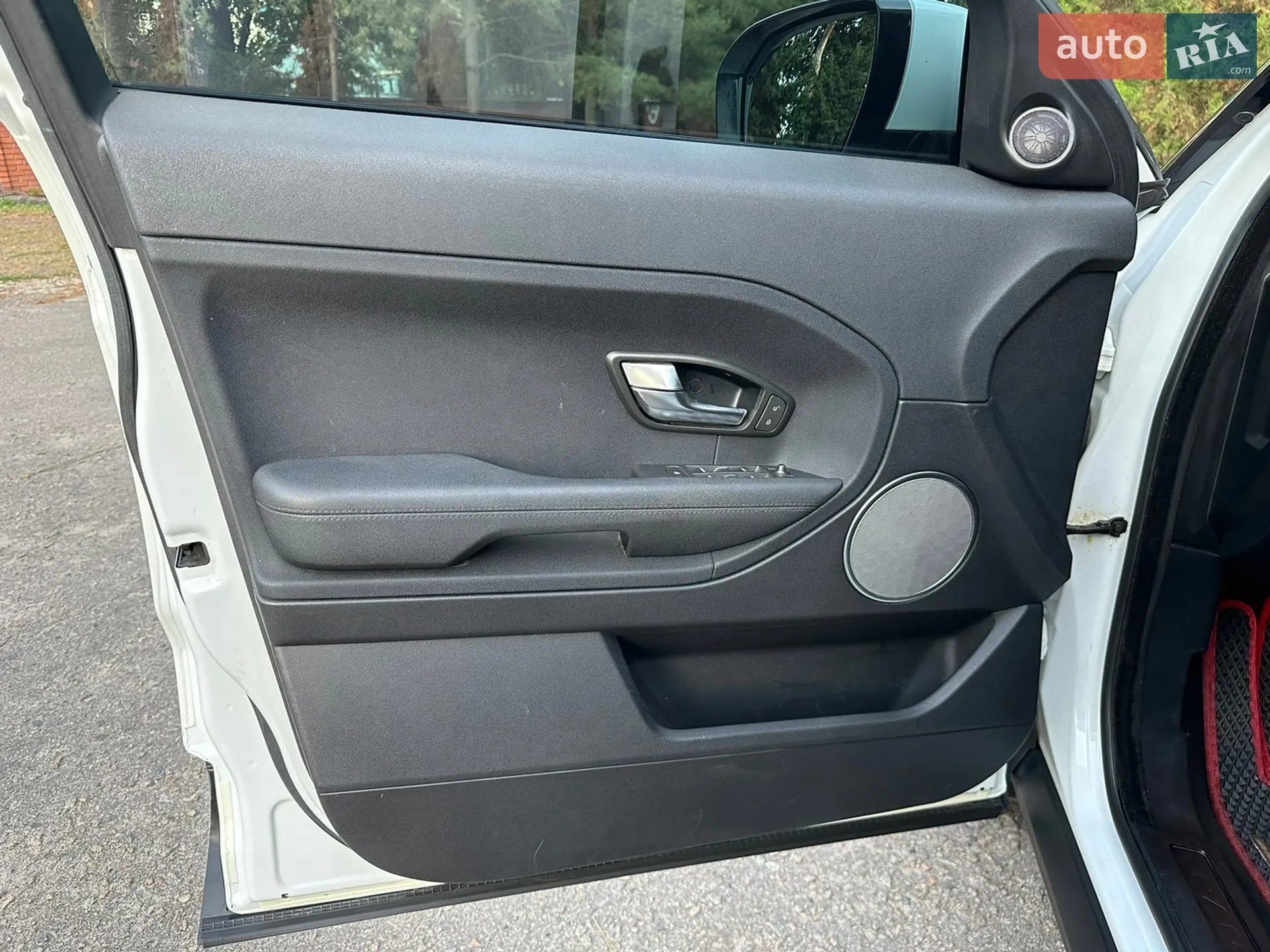 2013 Land Rover Range Rover Evoque - мініатюра 35